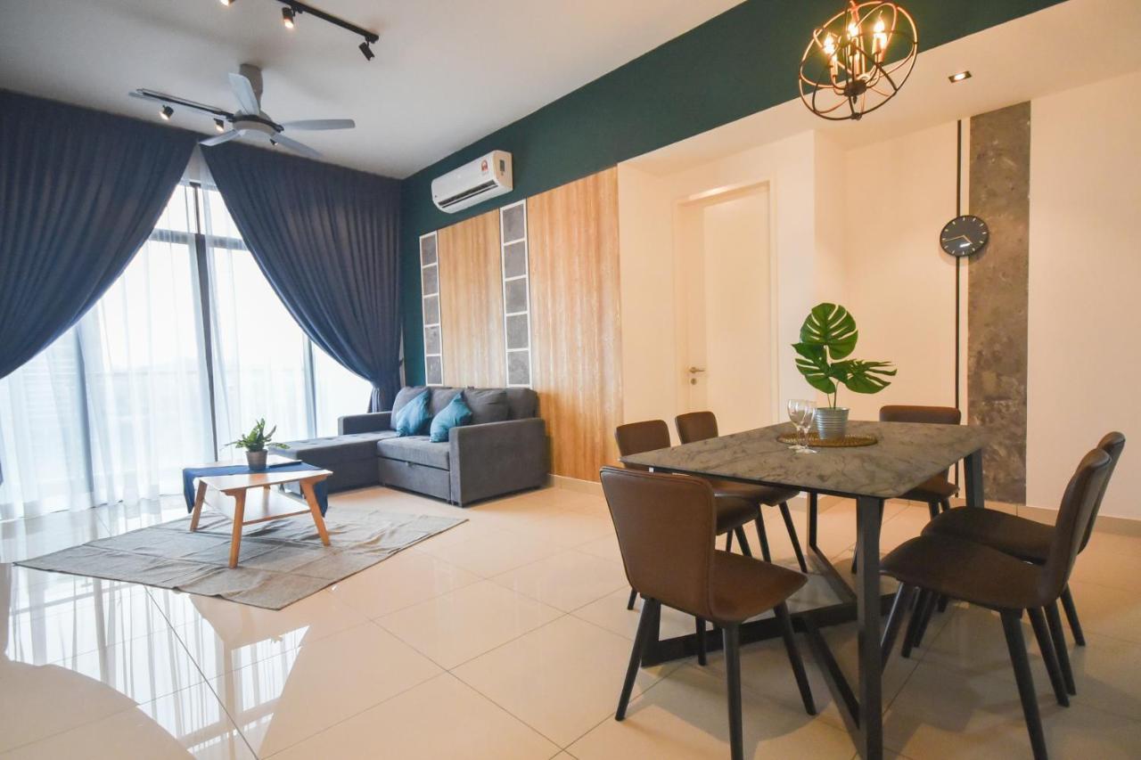 קואלה לומפור Bukit Jalil Luxury Suite By Nesthome Pavilion Bukit Jalil מראה חיצוני תמונה